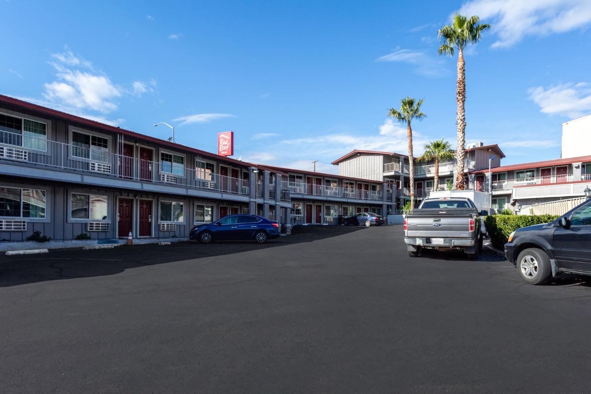 Red Roof Motel Redding